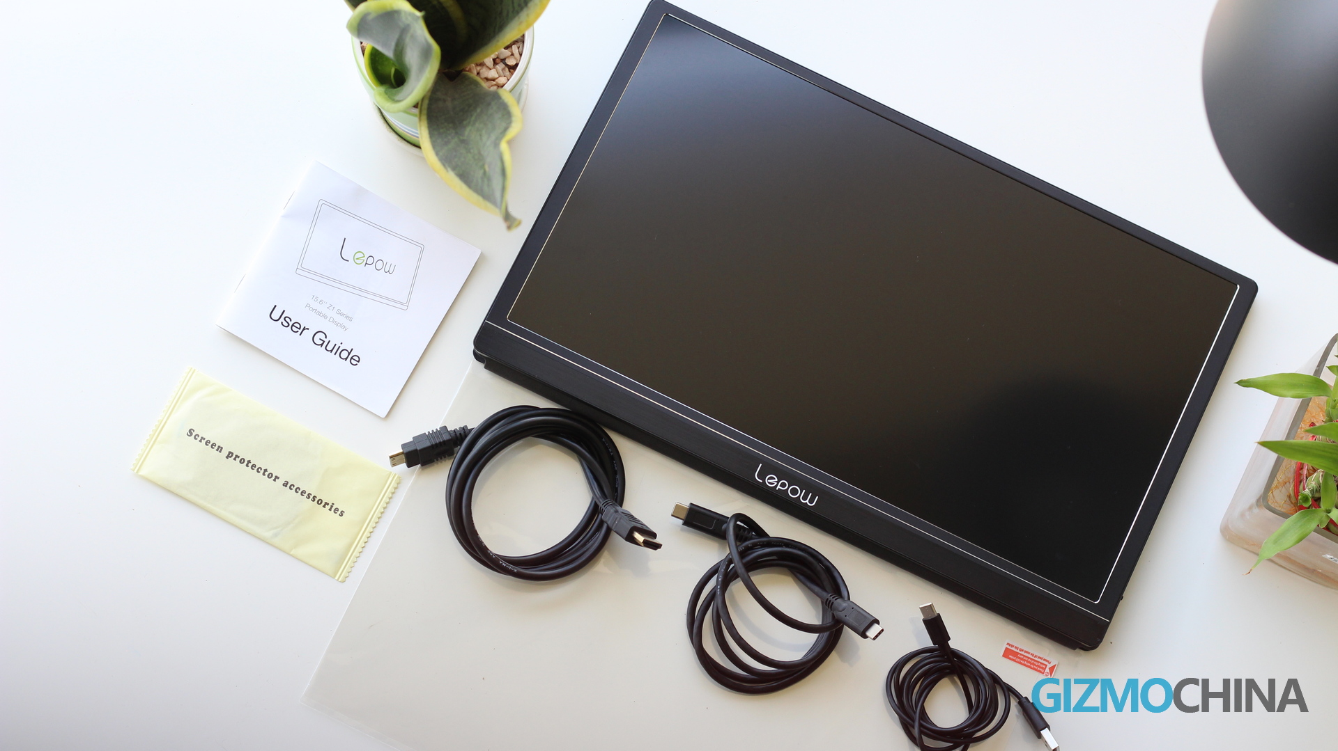 Recensione del monitor portatile Lepow 08 
